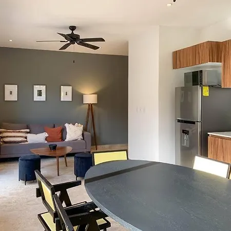 Cozy & Comfy Apartment Kaan Tower